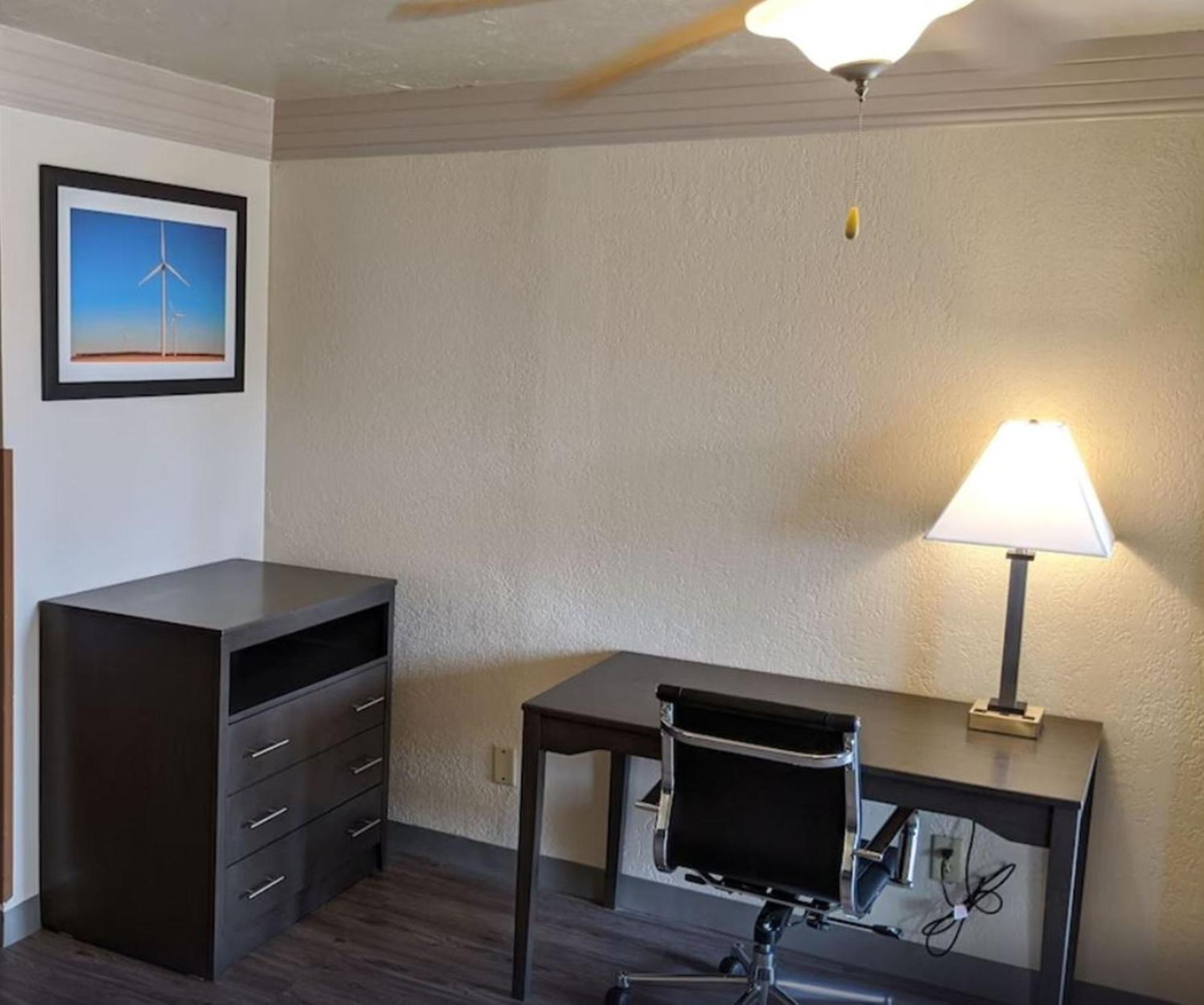 Atrium Inn Fort Stockton Extérieur photo