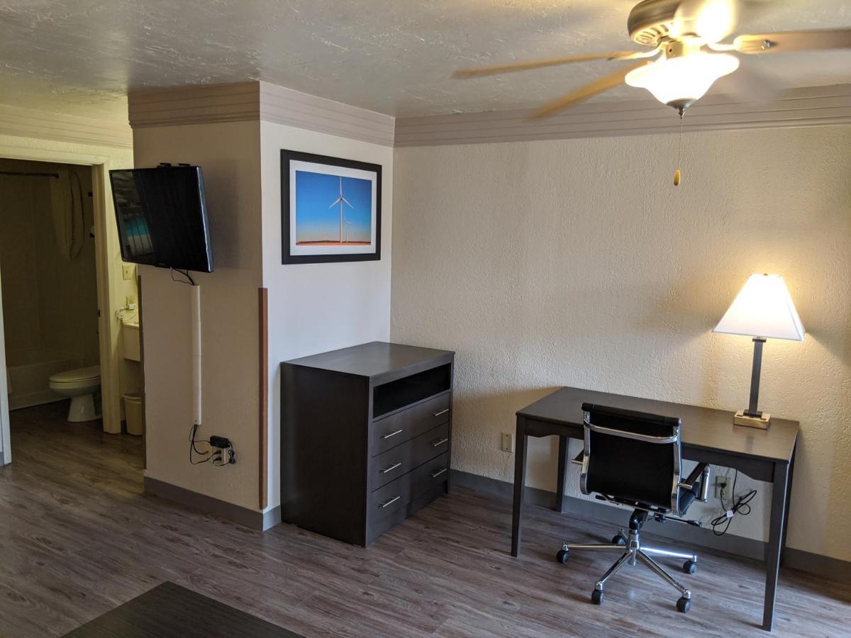Atrium Inn Fort Stockton Extérieur photo